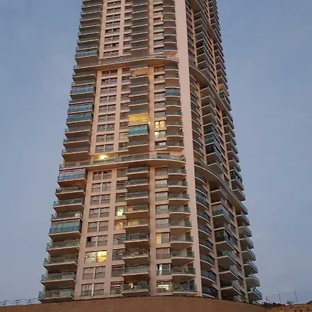 Highrise With Private Terrace & Sea Views - 34th Floor *