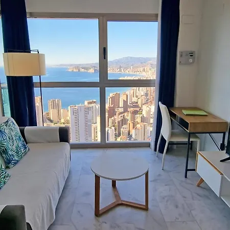 Apartment Benidorm Sky 34 *