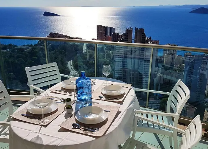 Highrise With Private Terrace & Sea Views - 34th Floor *