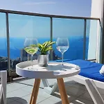 Highrise With Private Terrace & Sea Views - 34th Floor *