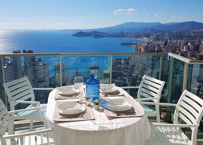 Highrise With Private Terrace & Sea Views - 34th Floor Lägenhet *